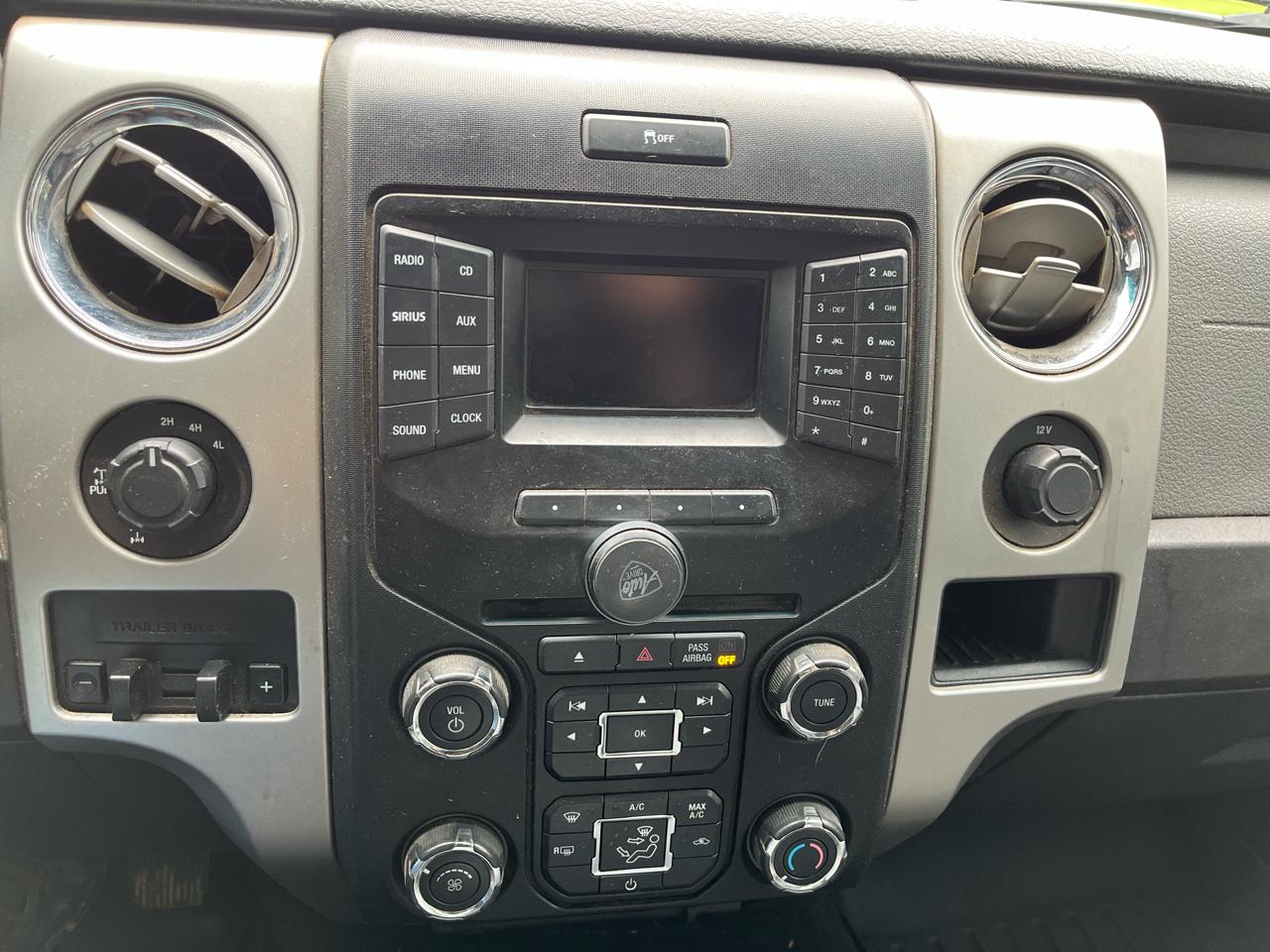 Ford F-150 4WD SuperCrew 145" XLT 2013