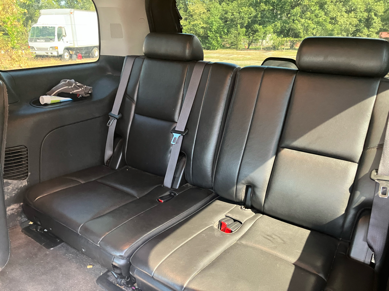 Cadillac Escalade AWD 4dr Luxury 2010 Cadillac Escalade AWD 4dr Luxury 2010