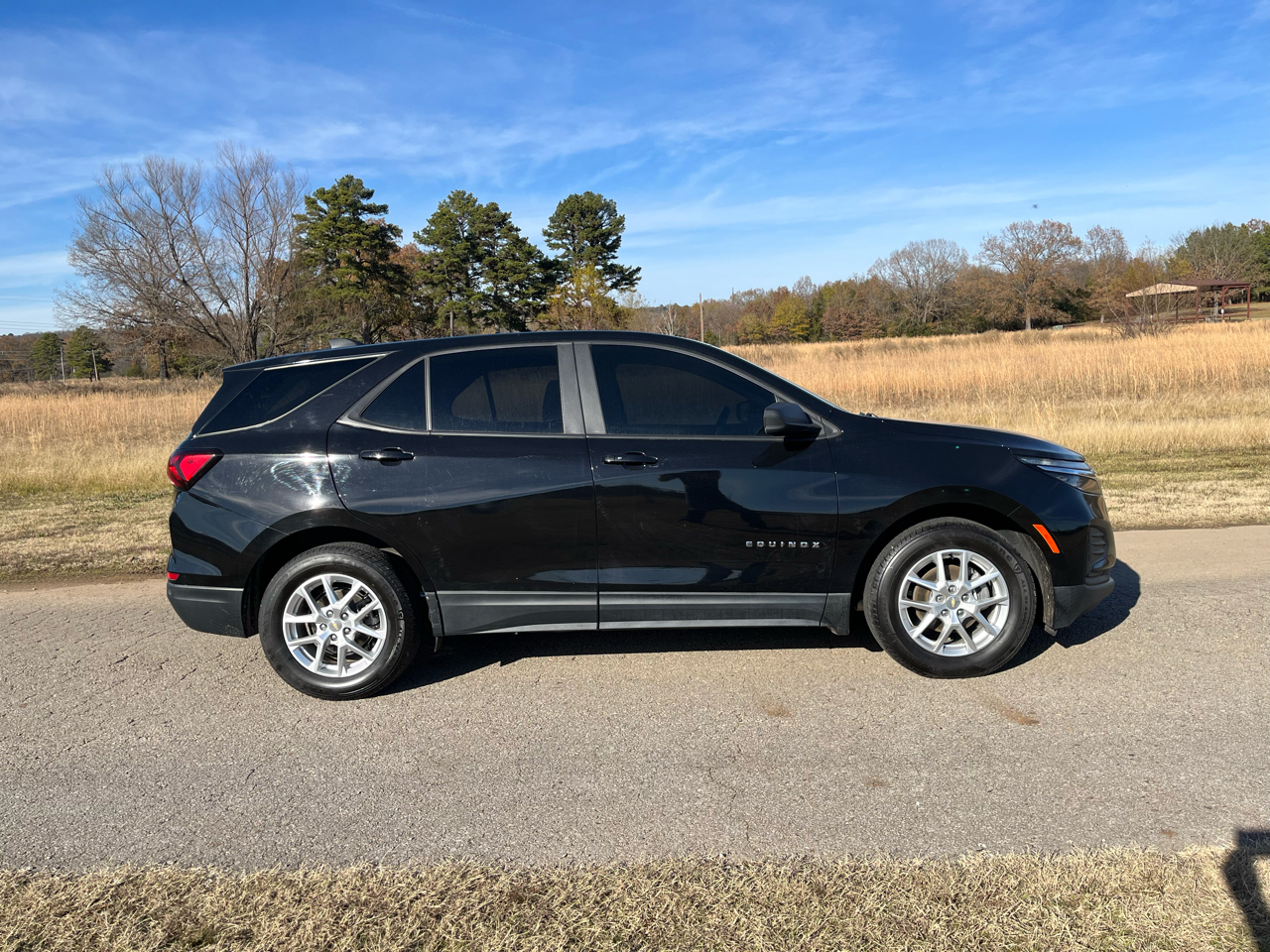 2022 Chevrolet Equinox FWD 4dr LS w/1FL