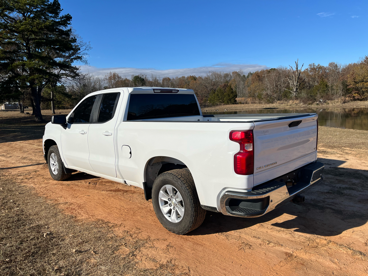Chevrolet Silverado 1500 4WD Double Cab 147" LT 2020