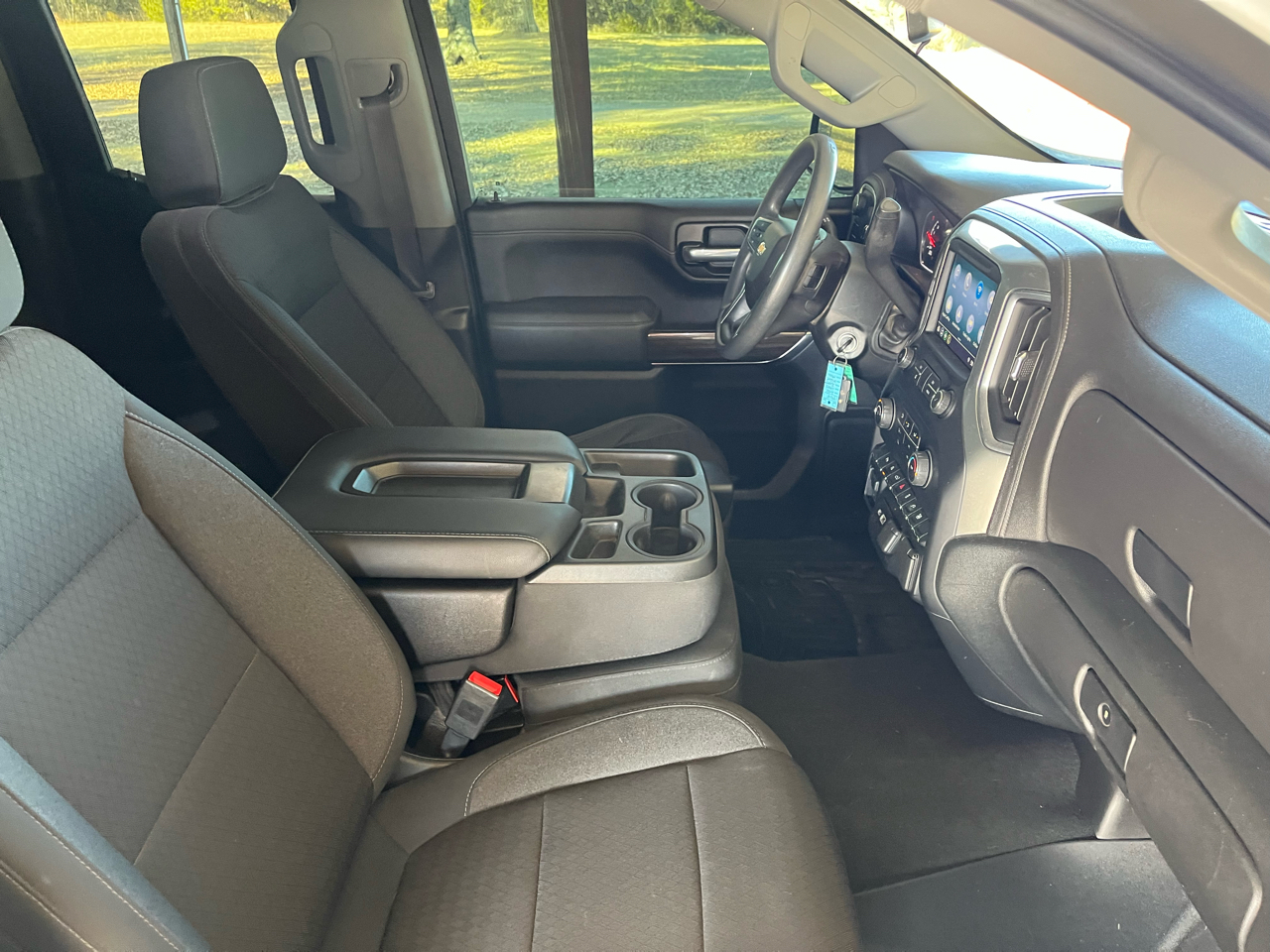 Chevrolet Silverado 1500 4WD Double Cab 147" LT 2020