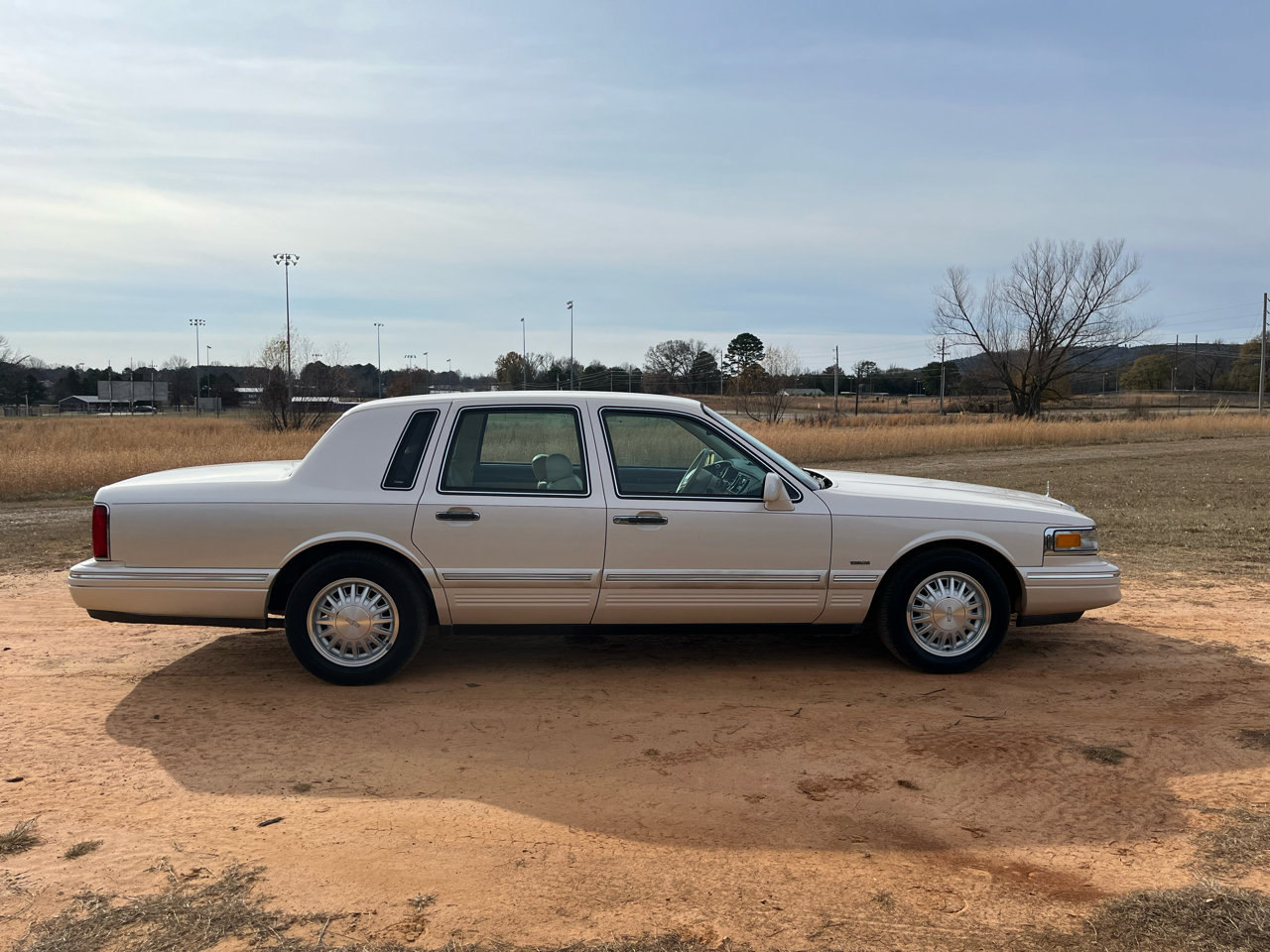 1996 Lincoln Town Car 4dr Sdn Cartier