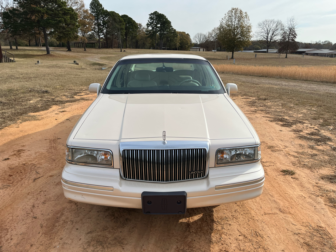 Lincoln Town Car 4dr Sdn Cartier 1996