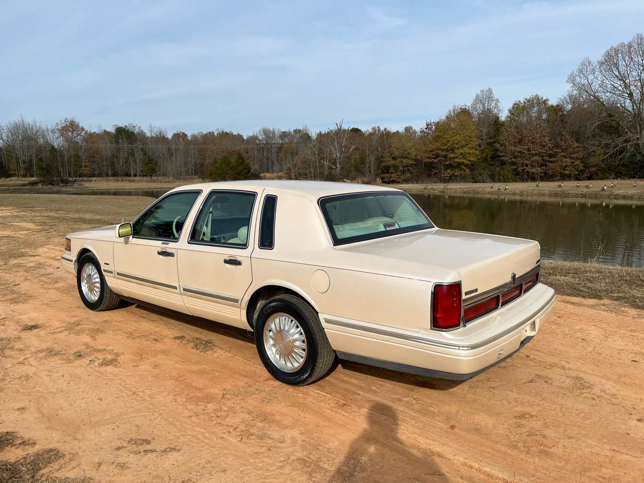 Lincoln Town Car 4dr Sdn Cartier 1996