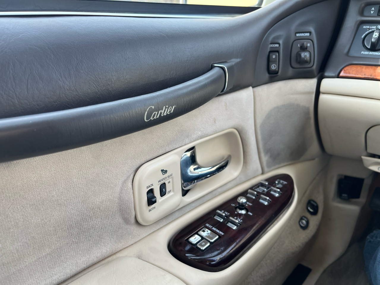 Lincoln Town Car 4dr Sdn Cartier 1996