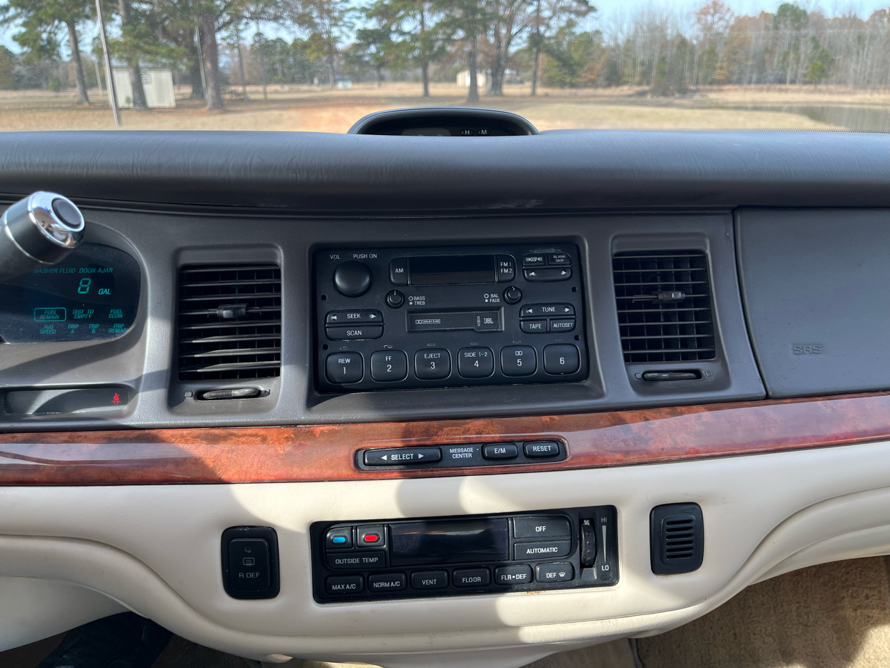 Lincoln Town Car 4dr Sdn Cartier 1996