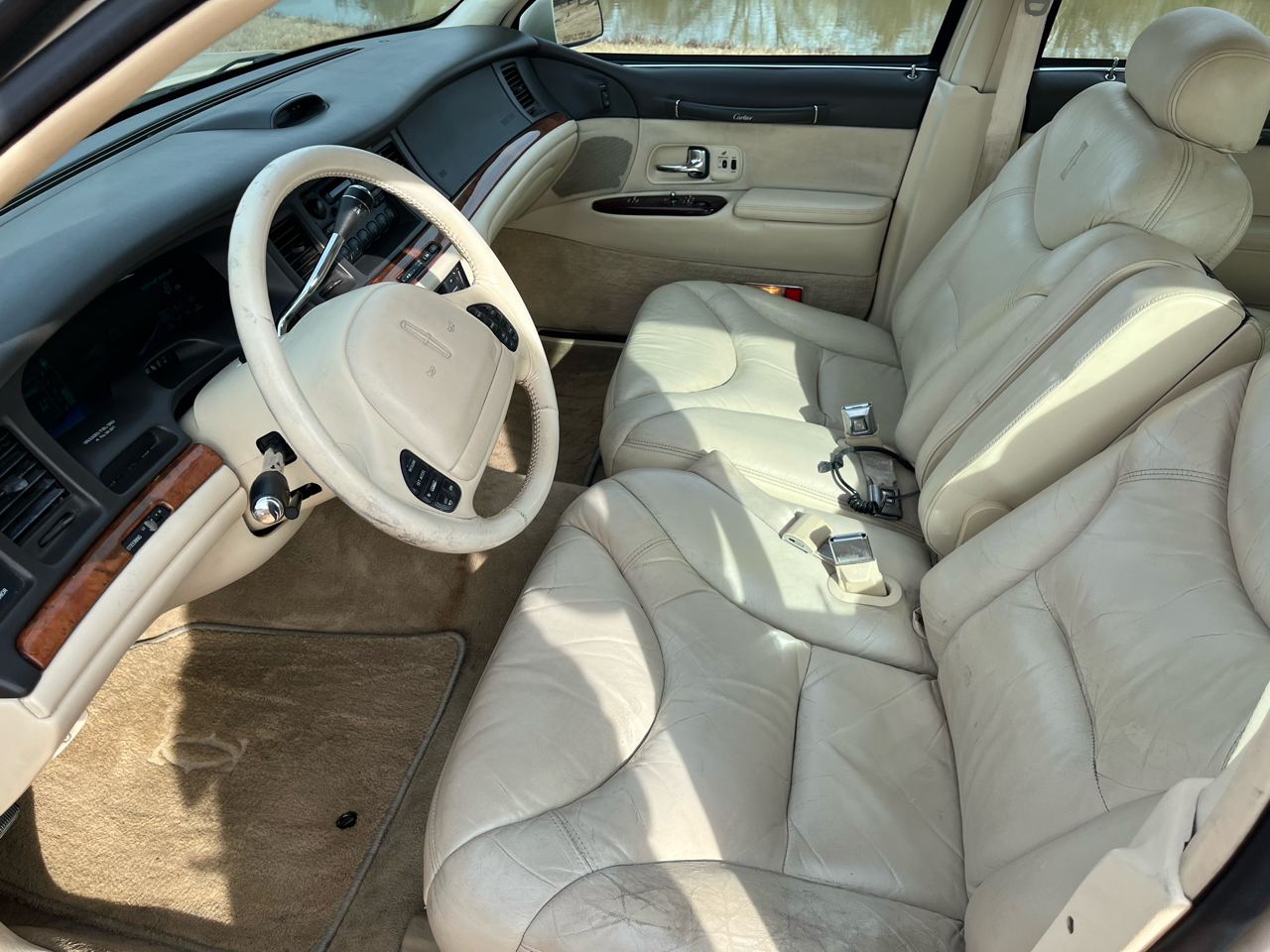 Lincoln Town Car 4dr Sdn Cartier 1996