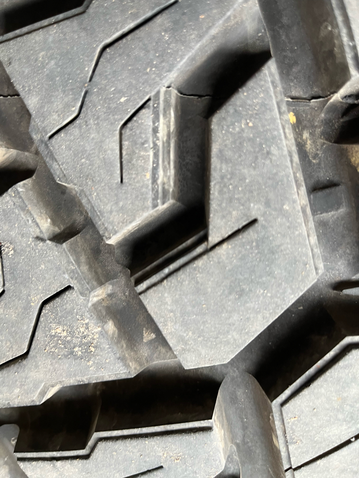 GMC Sierra 1500 4WD Reg Cab 126" Pro 2023