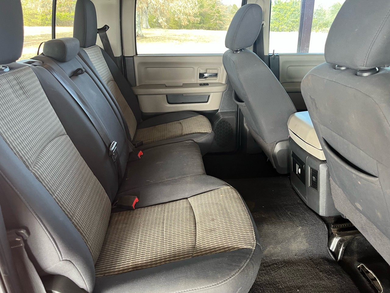 RAM 1500 2WD Crew Cab 140.5" Big Horn 2012