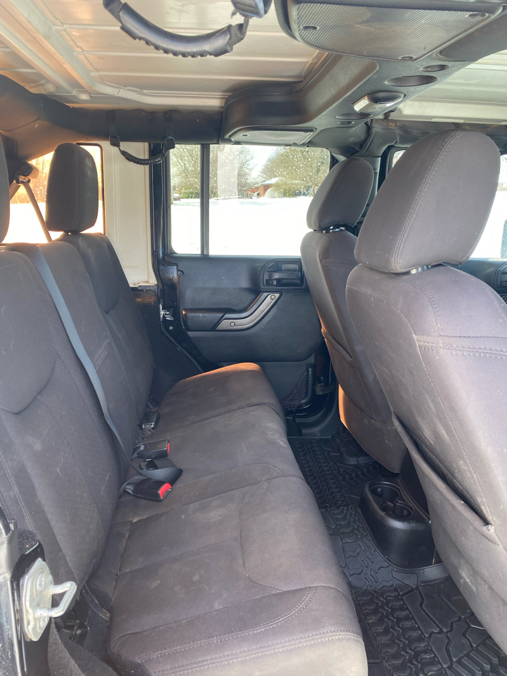 Jeep Wrangler Unlimited 4WD 4dr Sport 2015