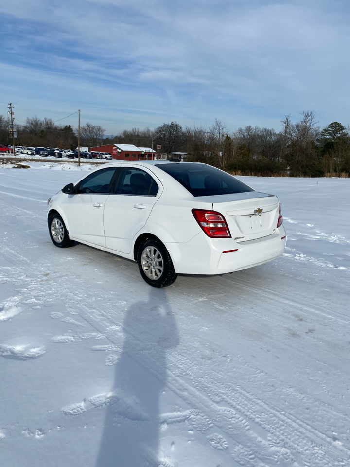 Chevrolet Sonic 4dr Sdn Auto LT 2018