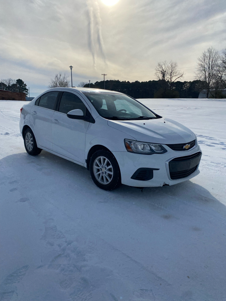 Chevrolet Sonic 4dr Sdn Auto LT 2018