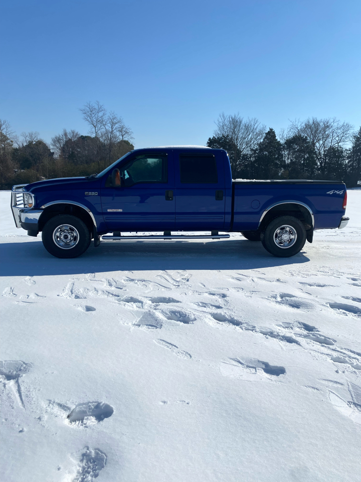 Ford Super Duty F-250 Crew Cab 156" Lariat 4WD 2003