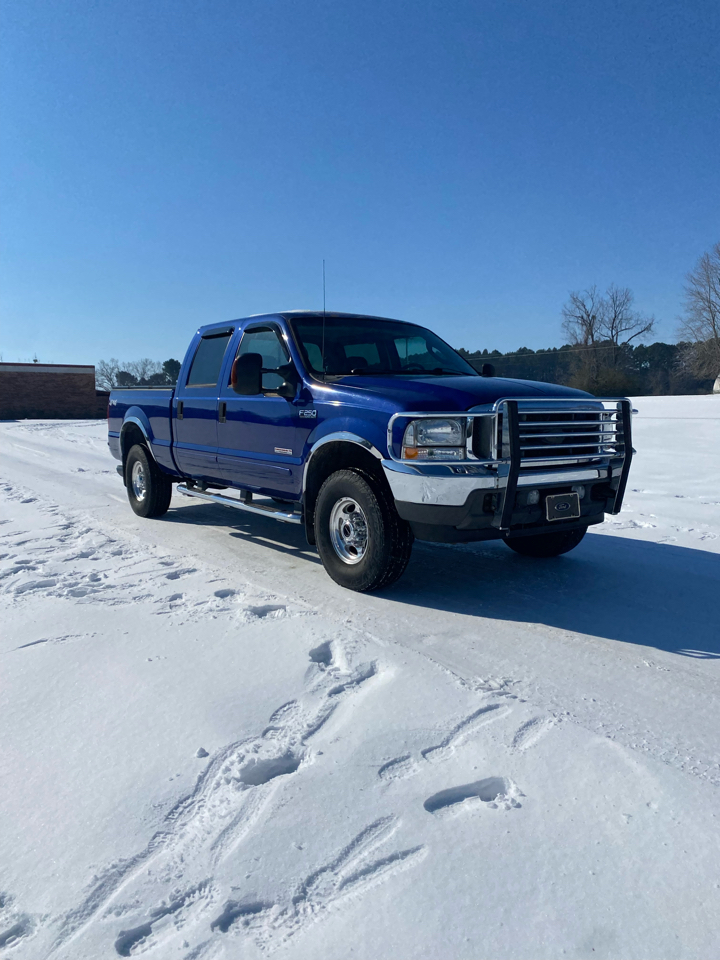Ford Super Duty F-250 Crew Cab 156" Lariat 4WD 2003