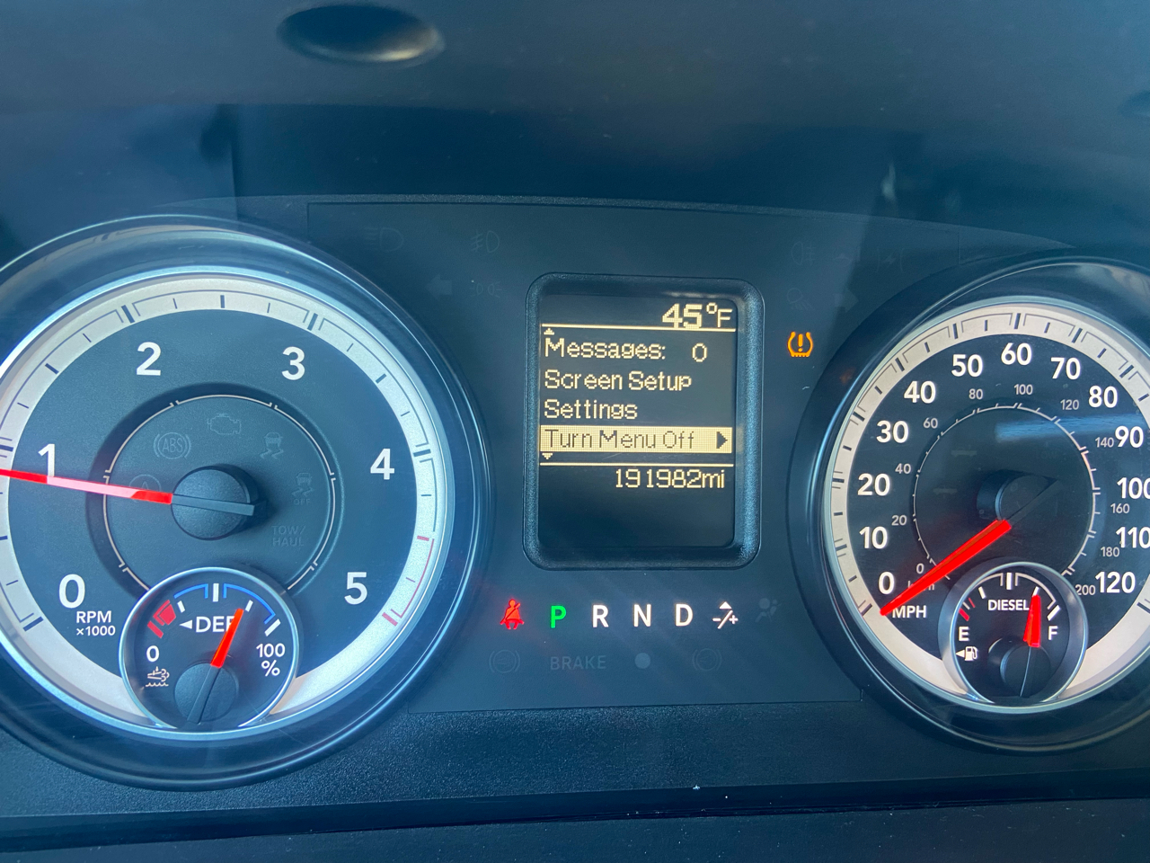 RAM 1500 2WD Crew Cab 140.5" Tradesman 2015