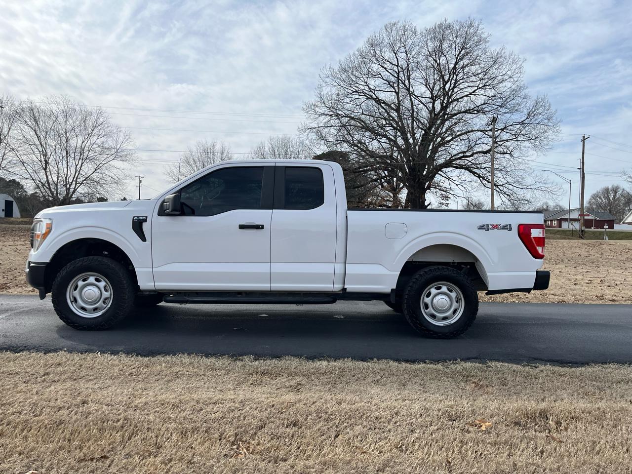 Ford F-150 Lariat 4WD SuperCab 8' Box 2021