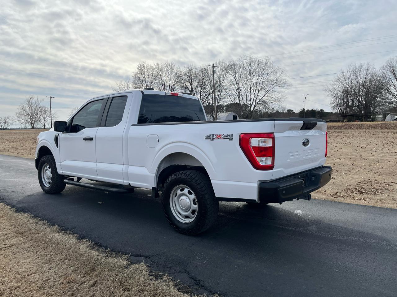 Ford F-150 Lariat 4WD SuperCab 8' Box 2021