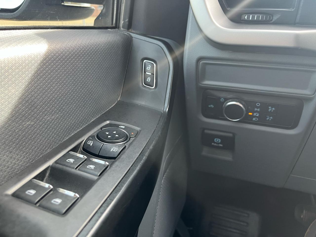 Ford F-150 Lariat 4WD SuperCab 8' Box 2021