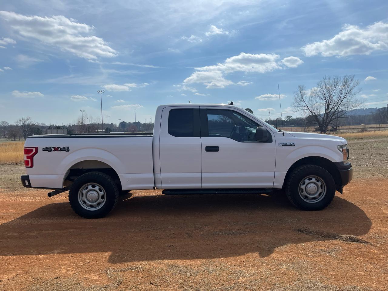 Ford F-150 Lariat 4WD SuperCab 8' Box 2020