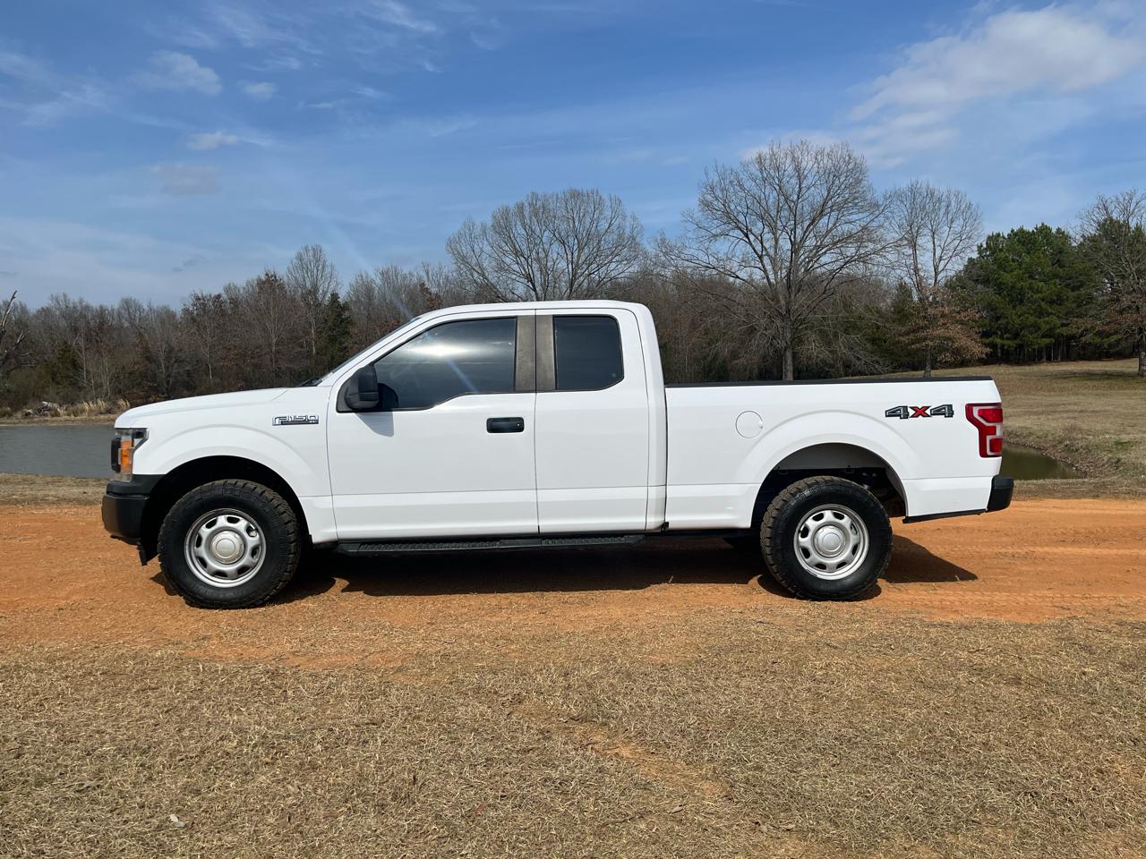 Ford F-150 Lariat 4WD SuperCab 8' Box 2020