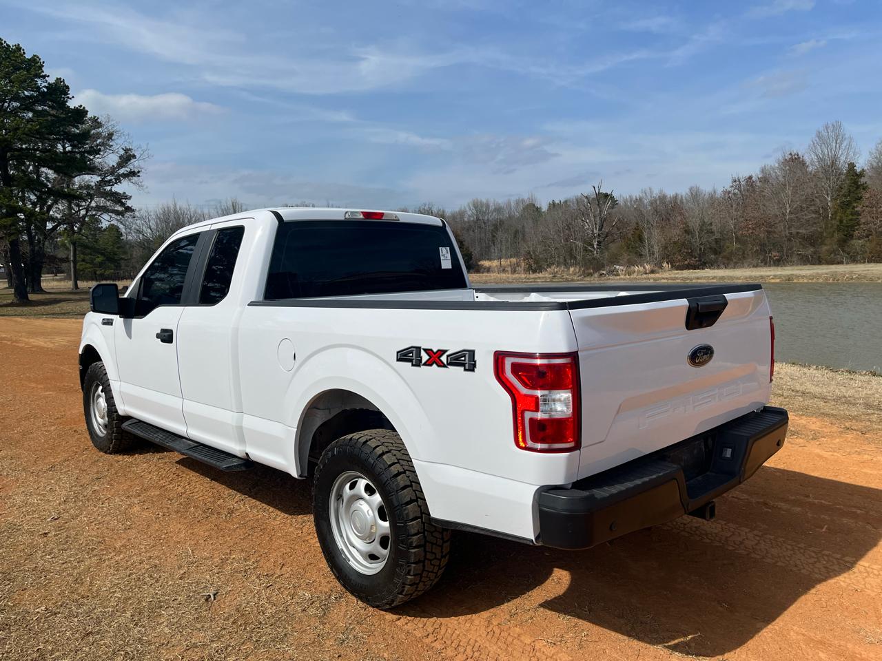 Ford F-150 Lariat 4WD SuperCab 8' Box 2020