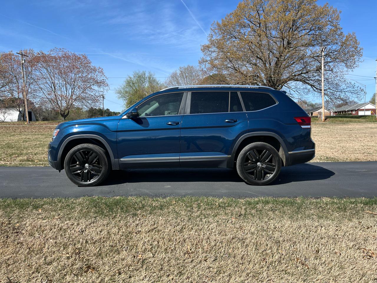 Volkswagen Atlas 3.6L V6 SEL FWD 2019