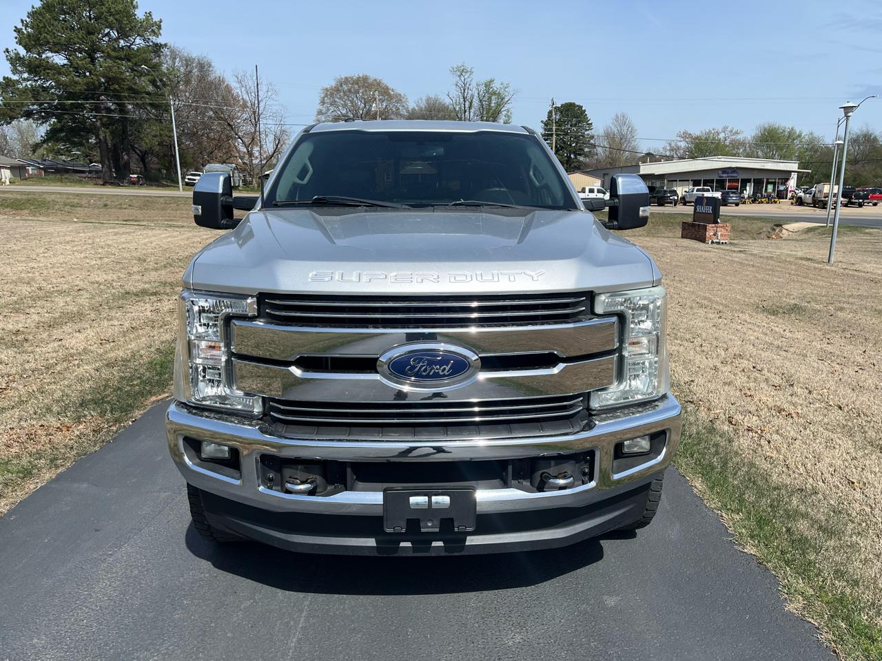 Ford Super Duty F-250 SRW King Ranch 4WD Crew Cab 8' Box 2017