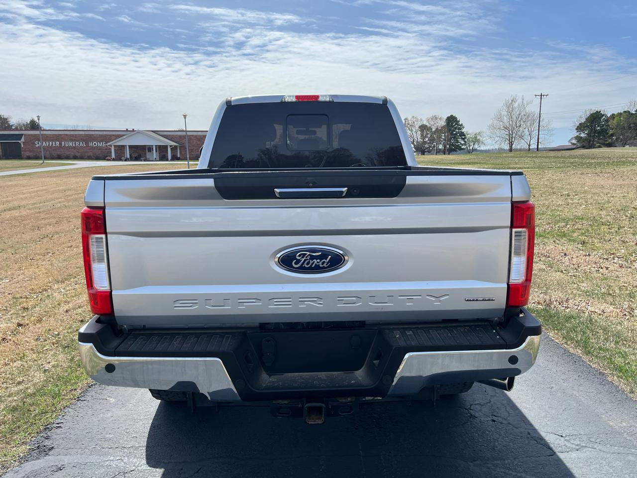 Ford Super Duty F-250 SRW King Ranch 4WD Crew Cab 8' Box 2017