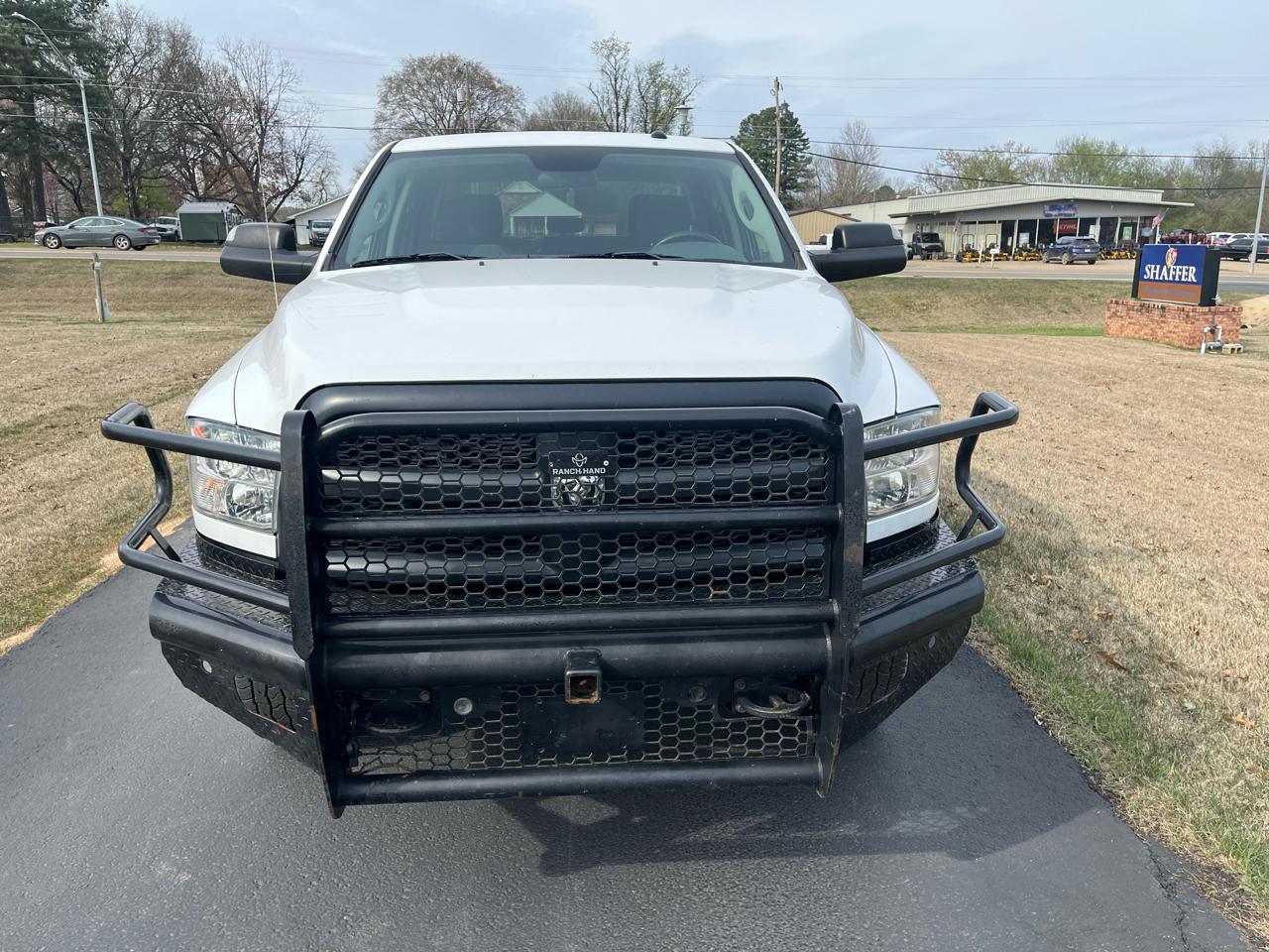 RAM 2500 Tradesman 4x4 Crew Cab 8' Box 2018
