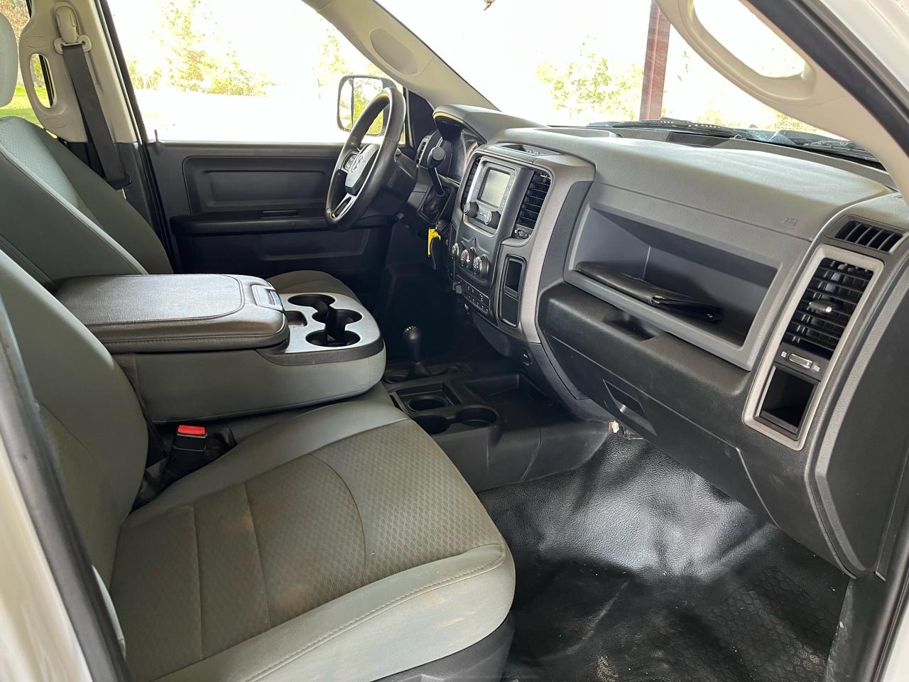 RAM 2500 Tradesman 4x4 Crew Cab 8' Box 2018