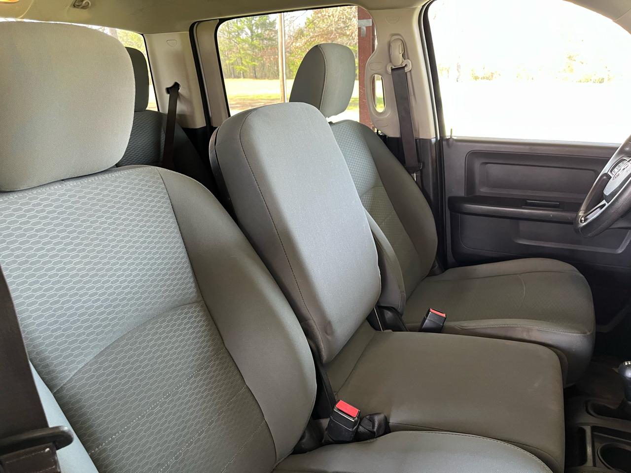 RAM 2500 Tradesman 4x4 Crew Cab 8' Box 2018