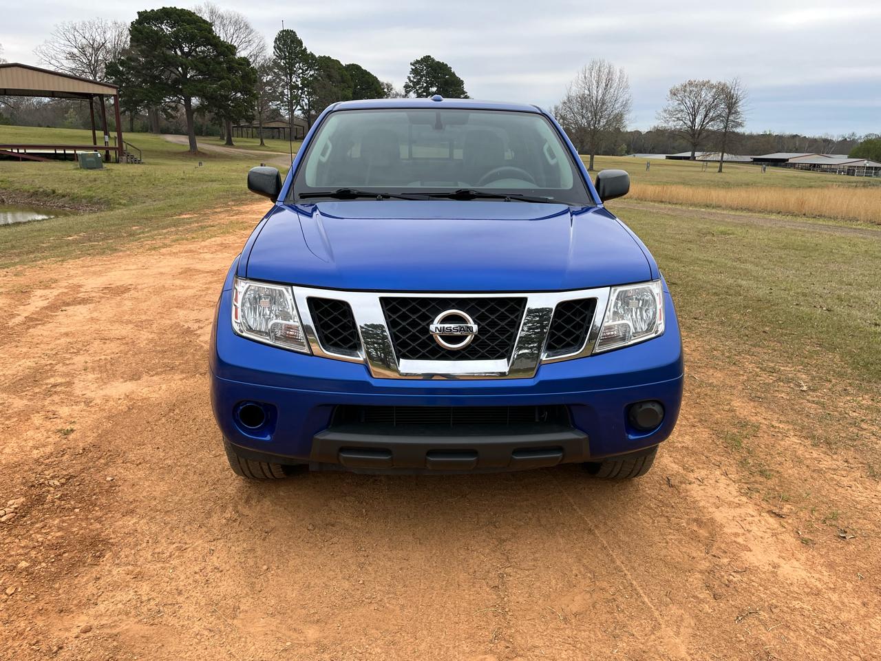 Nissan Frontier 2017.5 Crew Cab 4x4 SV V6 Manual 2014