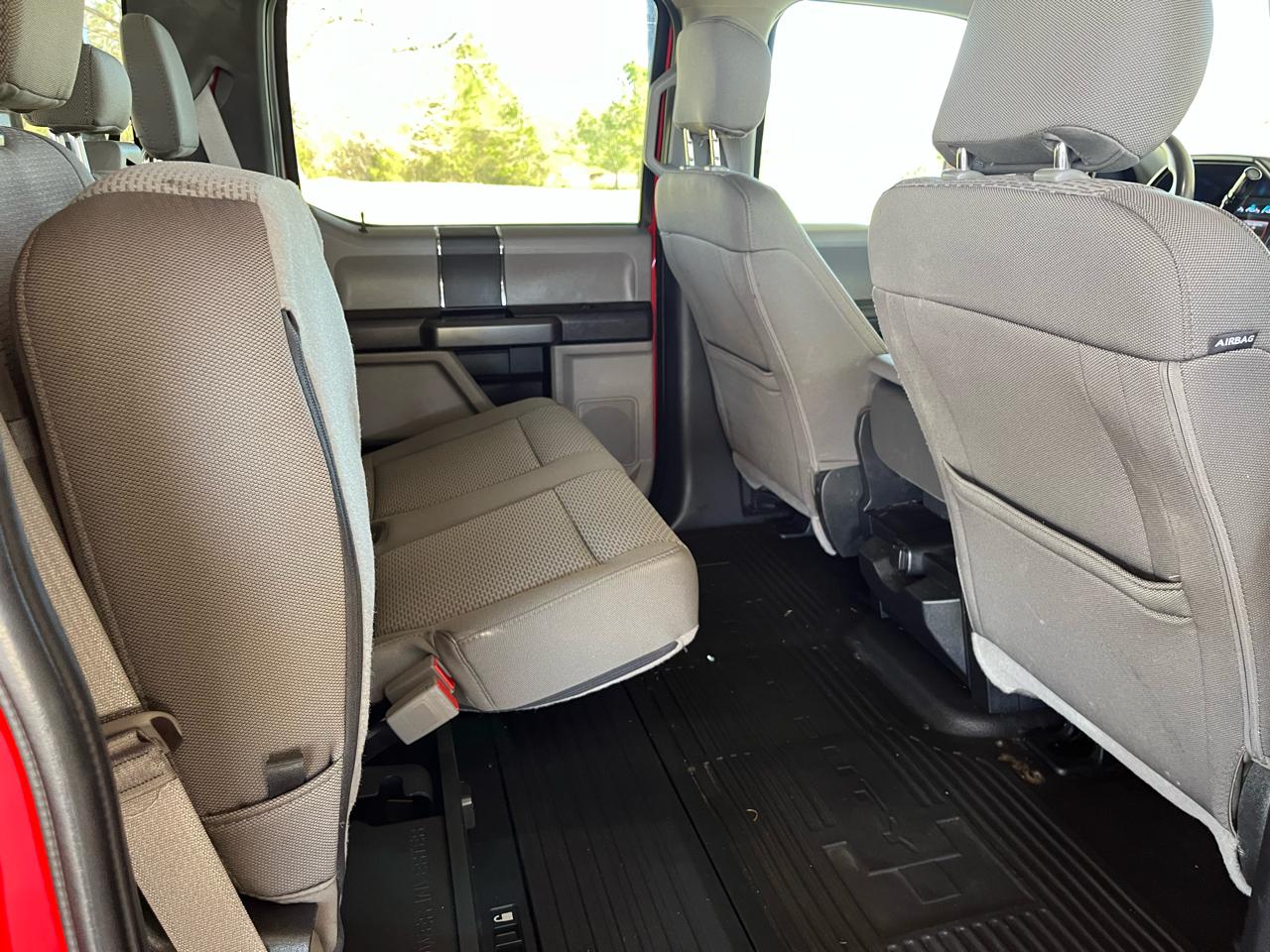 Ford Super Duty F-250 SRW 4WD Crew Cab 156" XLT 2019