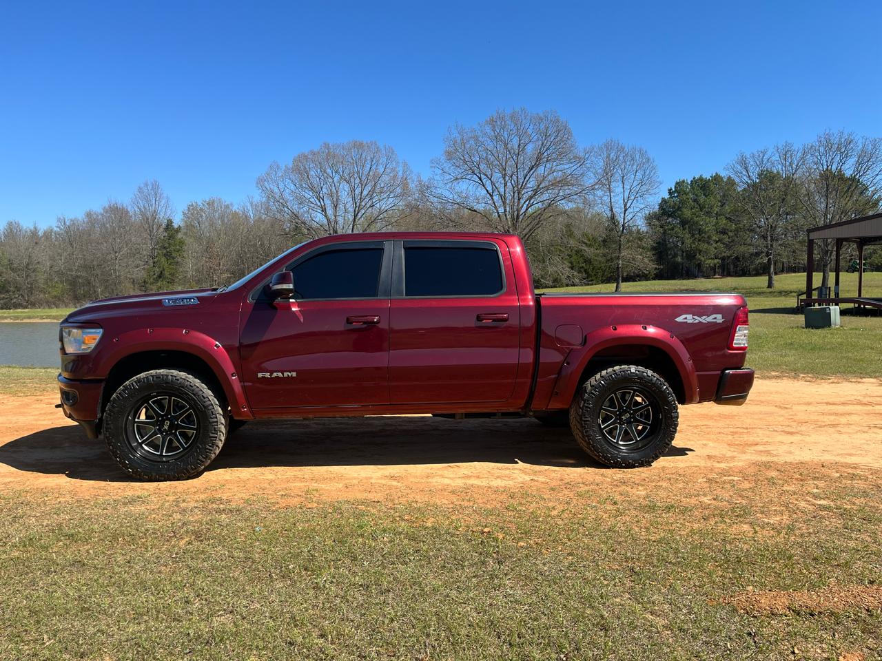 RAM 1500 Big Horn/Lone Star 4x4 Crew Cab 5'7" Box 2019