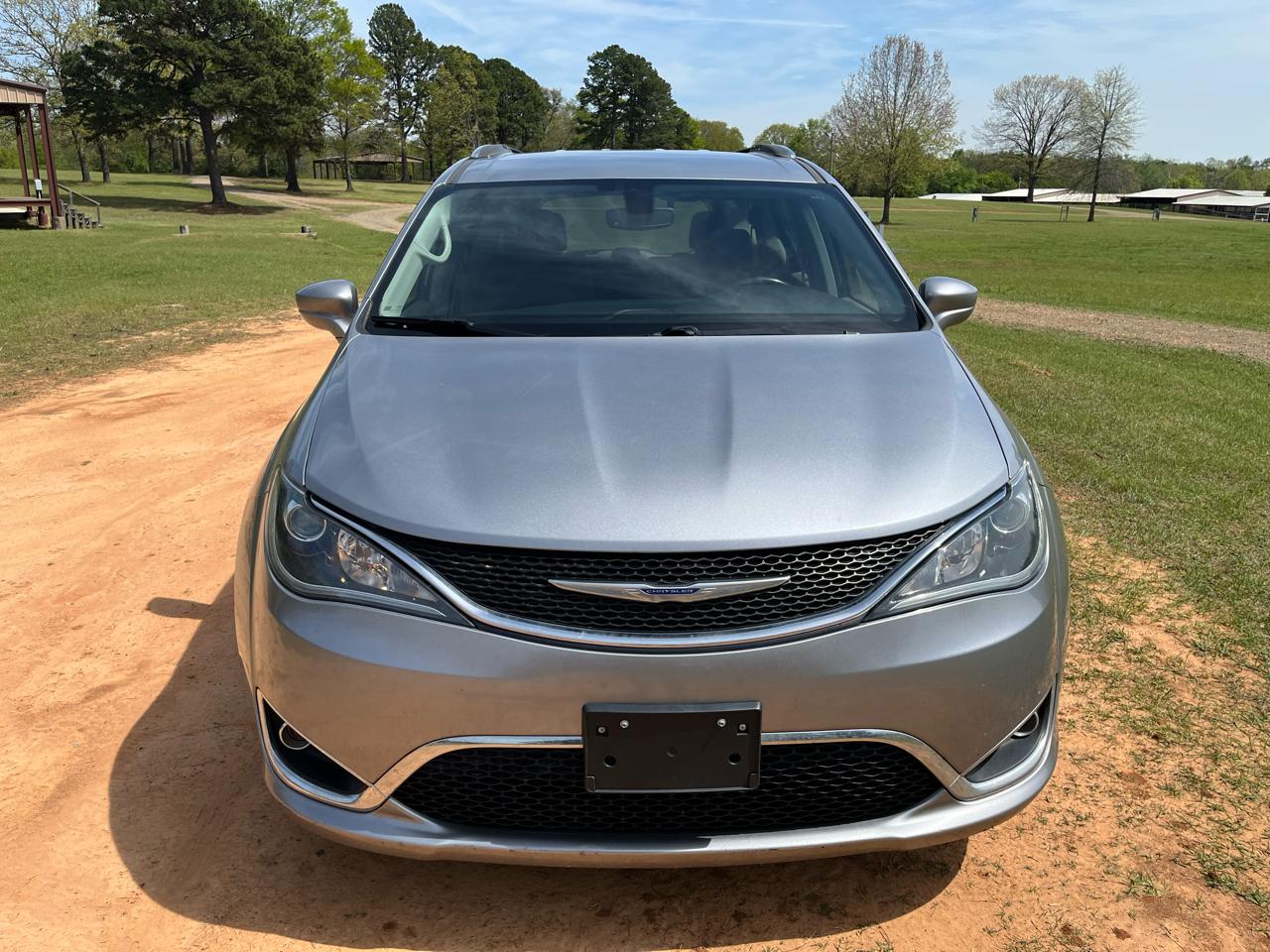 Chrysler Pacifica Touring L FWD 2020