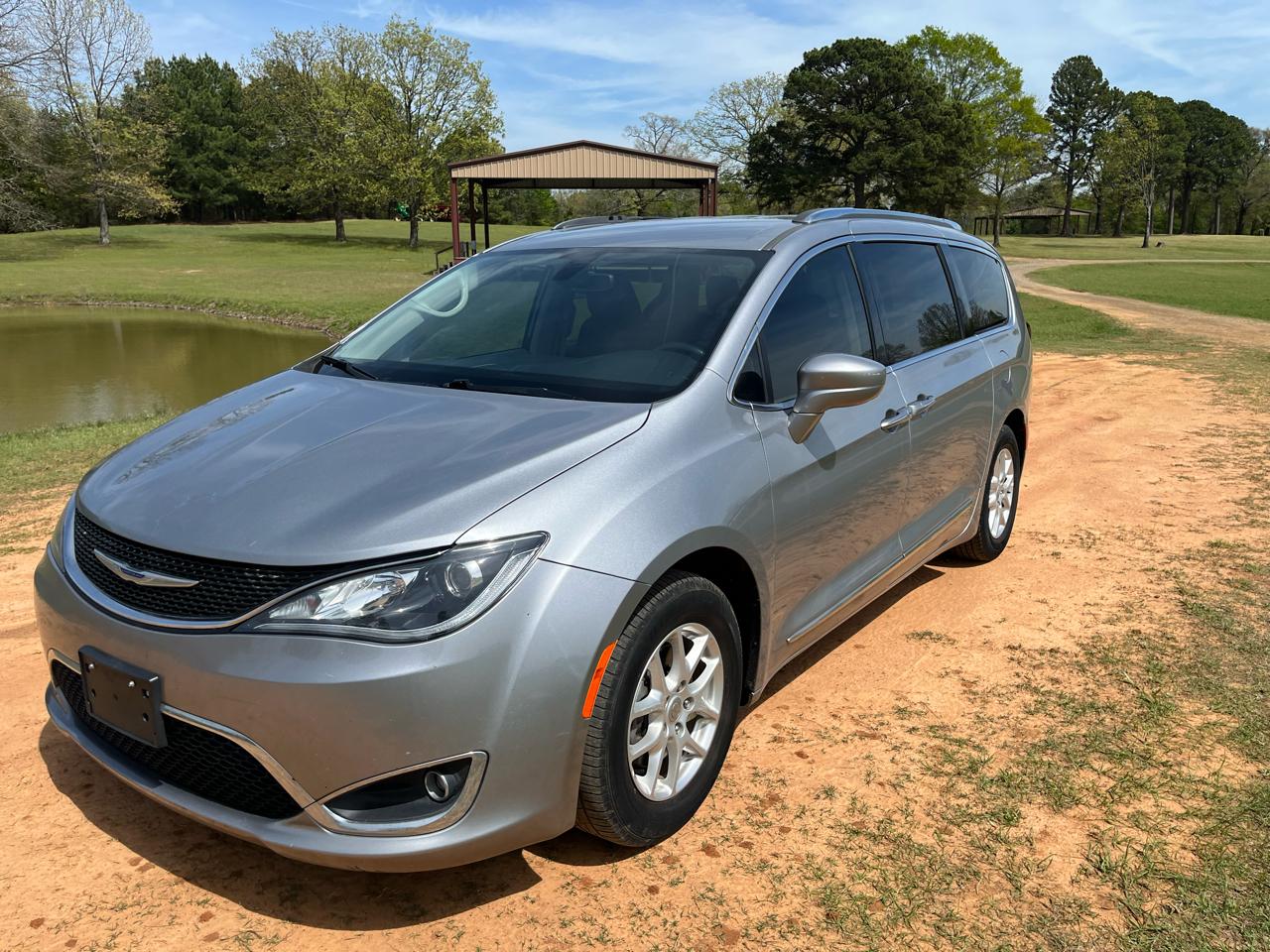 Chrysler Pacifica Touring L FWD 2020