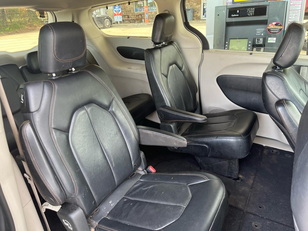 Chrysler Pacifica Touring L FWD 2020