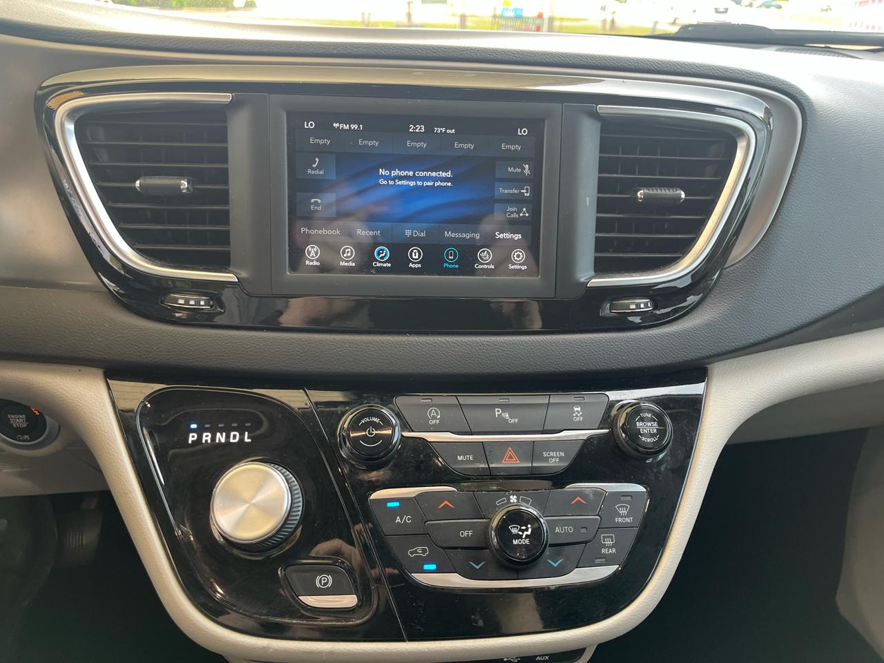 Chrysler Pacifica Touring L FWD 2020