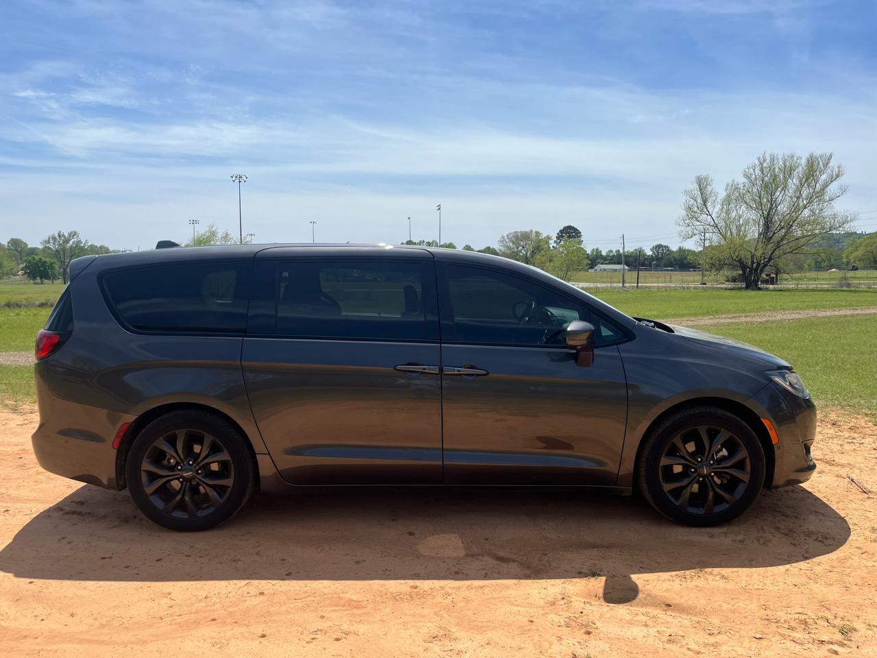 Chrysler Pacifica 4dr Wgn Limited 2019