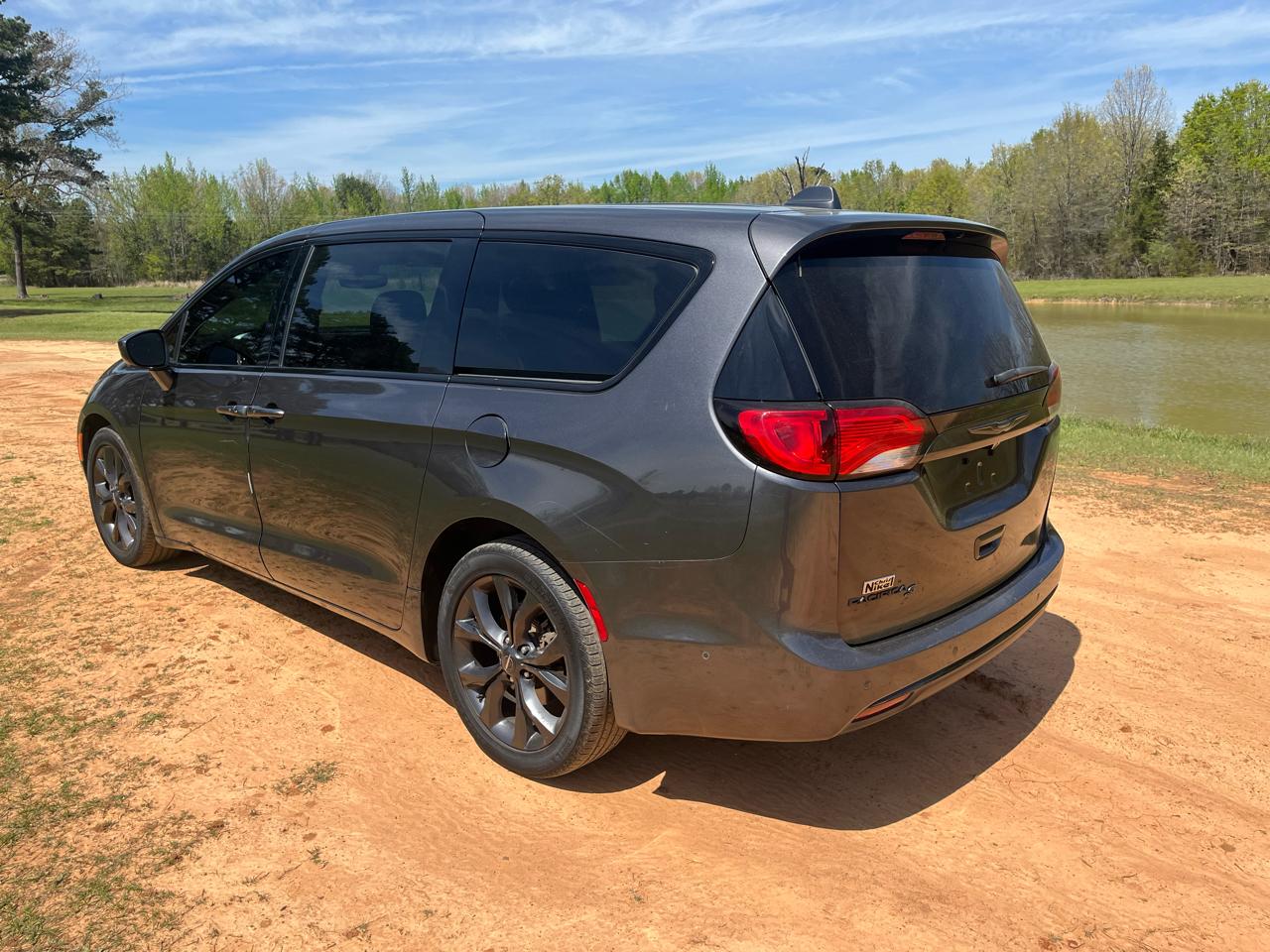 Chrysler Pacifica 4dr Wgn Limited 2019