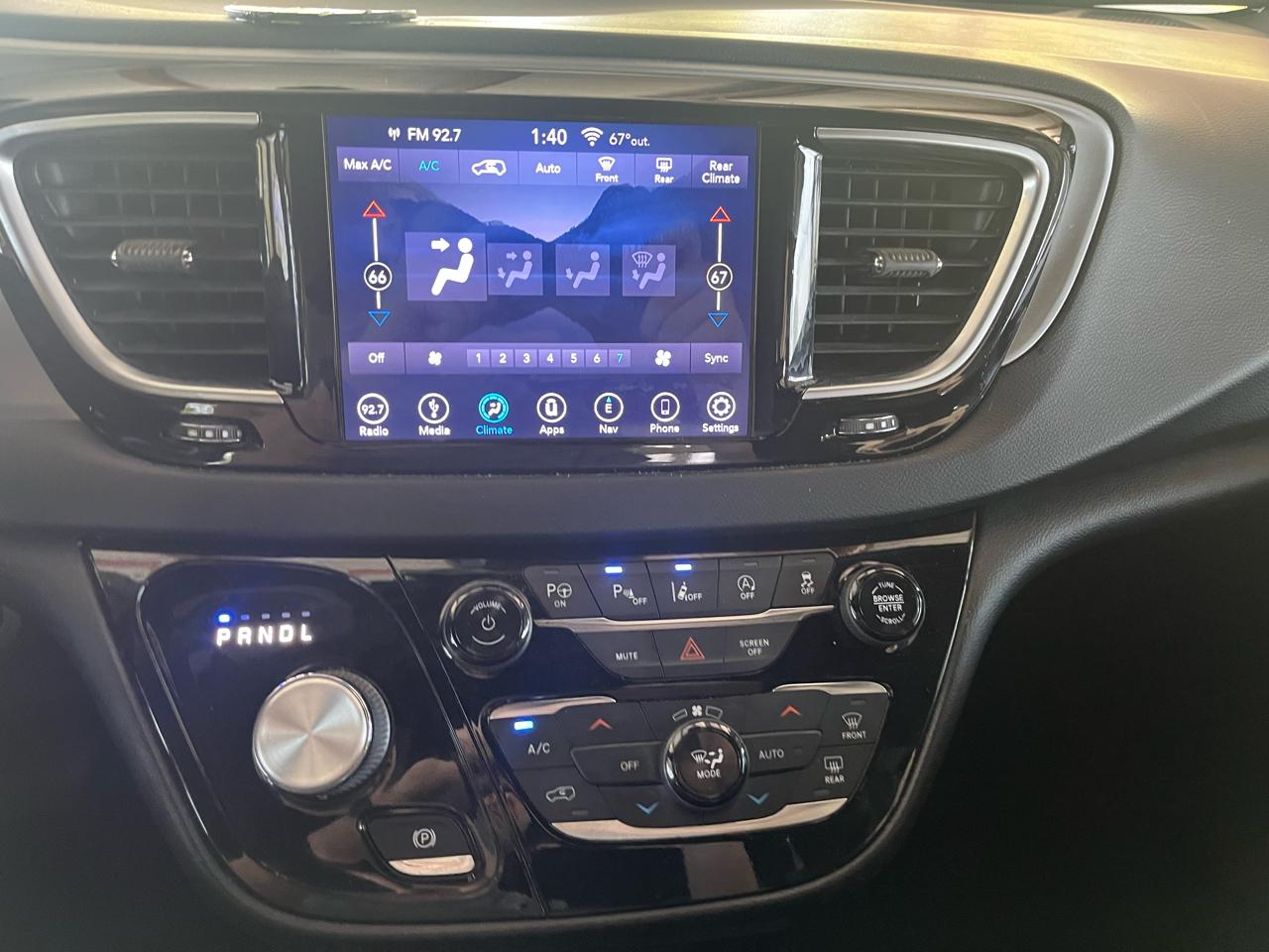 Chrysler Pacifica 4dr Wgn Limited 2019