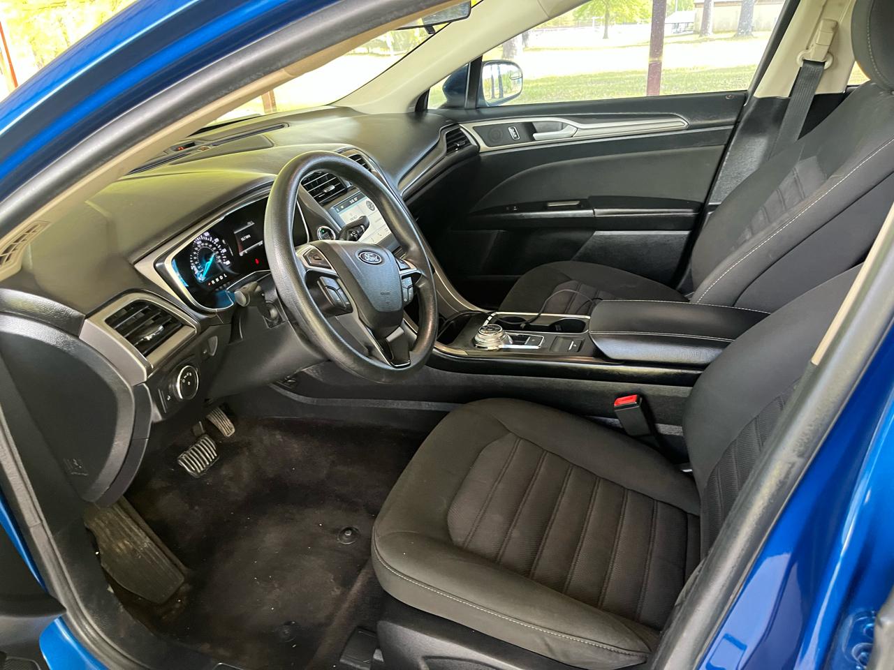 Ford Fusion SEL 4D Sedan V6 2017