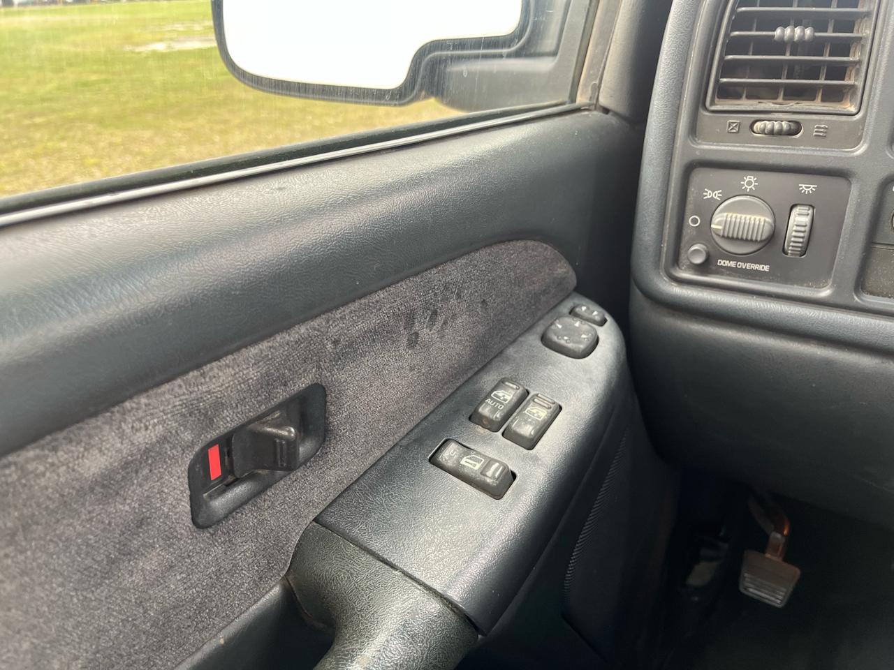 Chevrolet Silverado 1500  2000