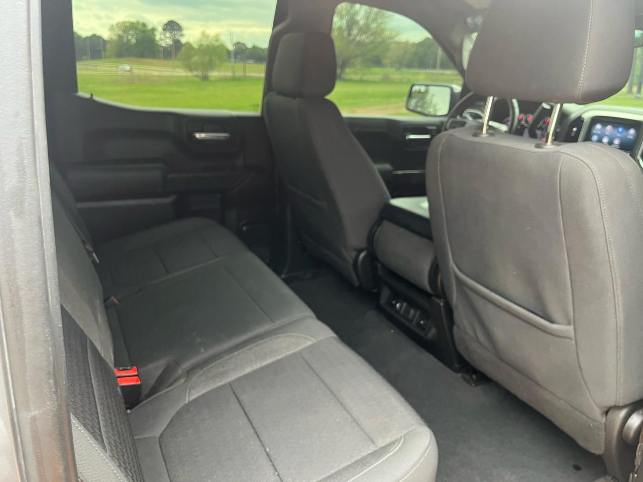 Chevrolet Silverado 1500 4WD Crew Cab 147" LT w/1LT 2021