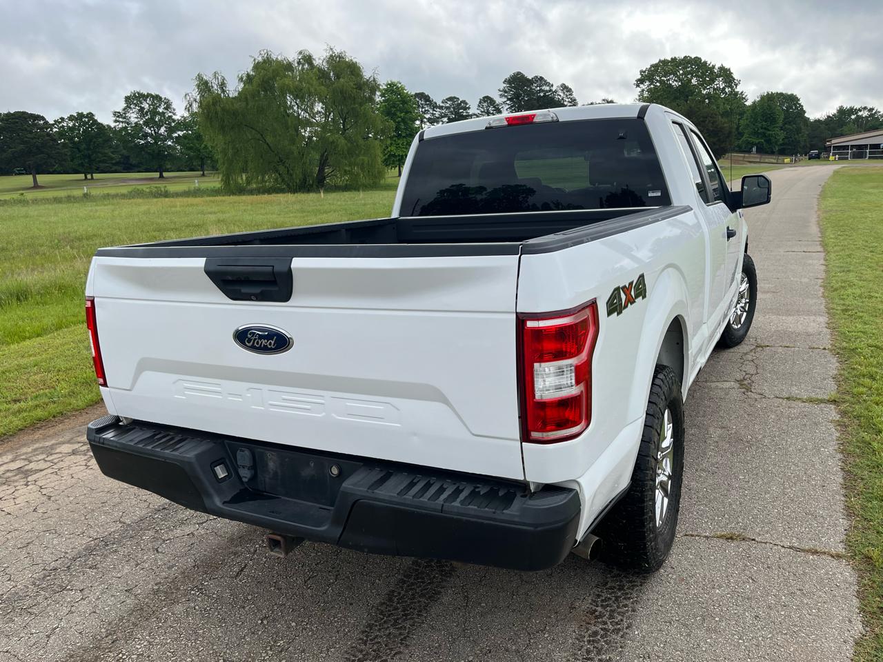 Ford F-150 Lariat 4WD SuperCab 8' Box 2018