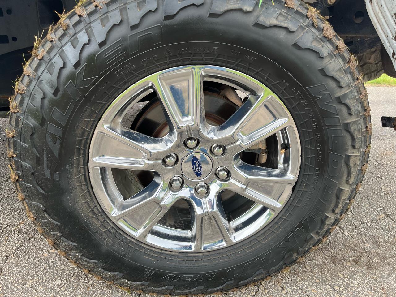 Ford F-150 Lariat 4WD SuperCab 8' Box 2018