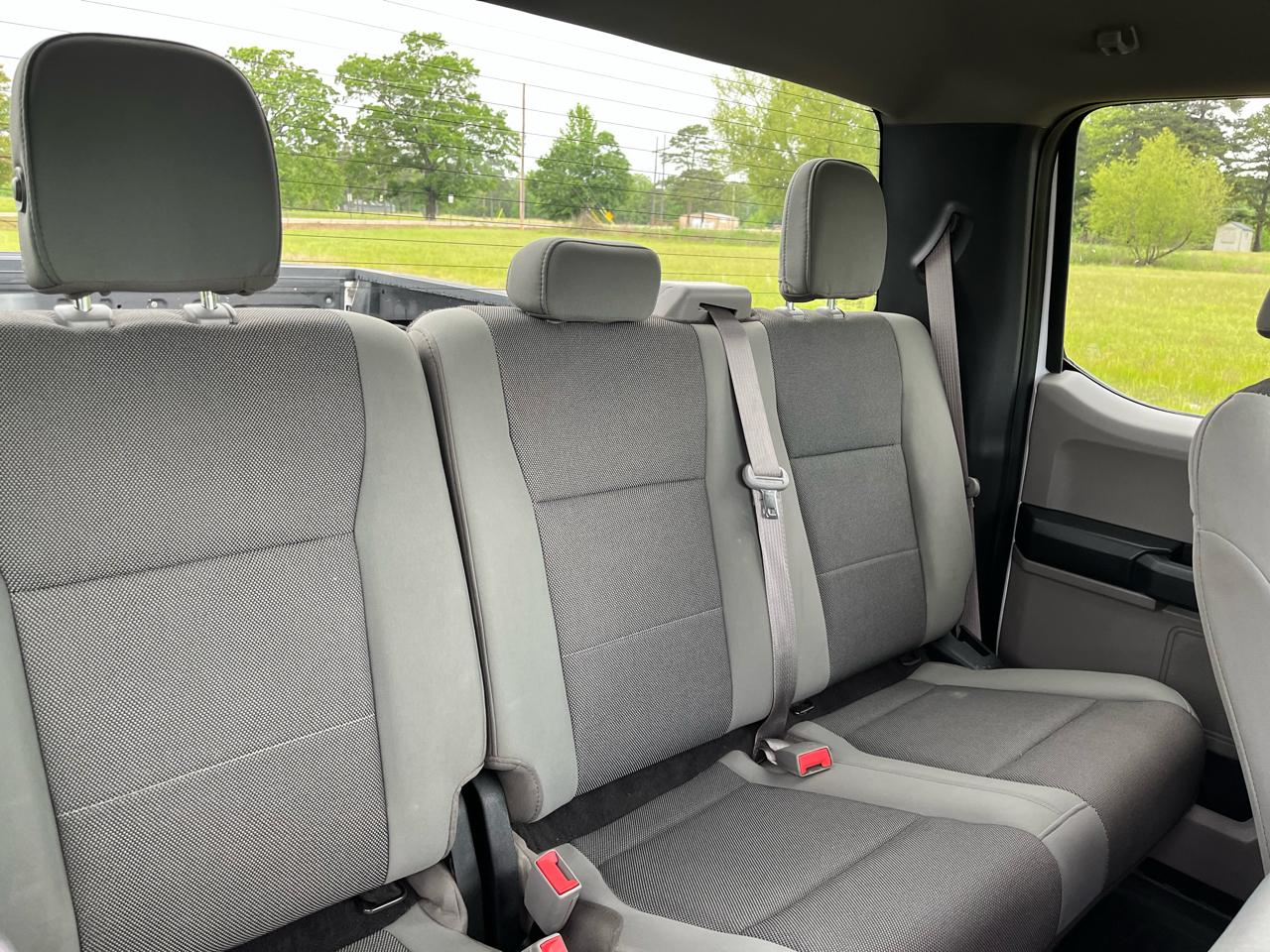 Ford F-150 Lariat 4WD SuperCab 8' Box 2018