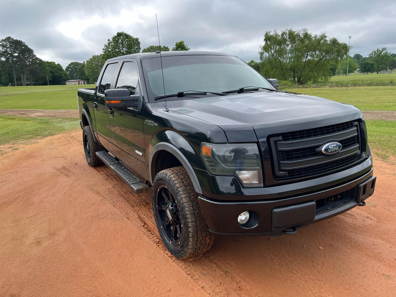 Ford F-150 4WD Reg Cab 126" FX4 2014