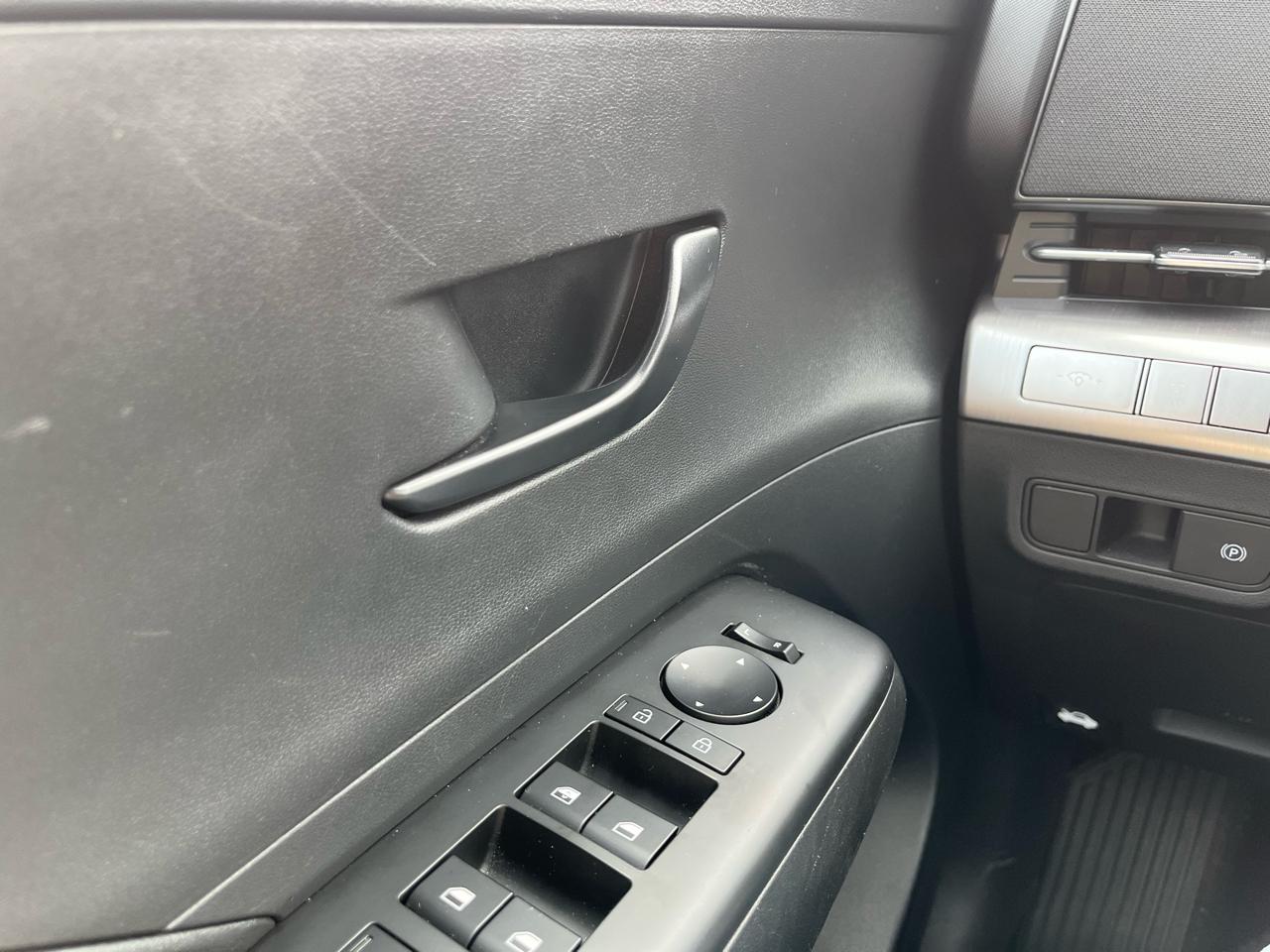 Hyundai Kona SEL FWD 2025