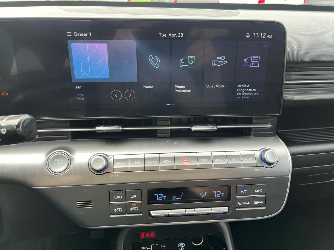 Hyundai Kona SEL FWD 2025